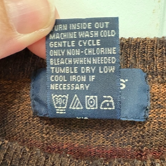 Dockers Multicolor Striped Crewneck Sweater. Mens Size XL. 100% acrylic. - Picture 7 of 7